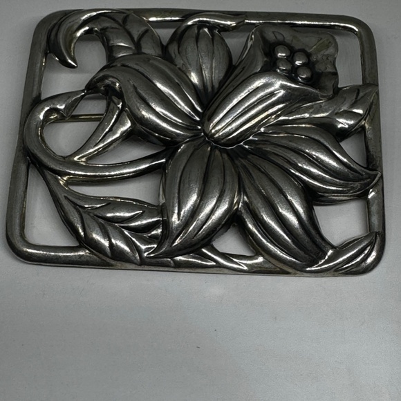 Vintage Danecraft Sterling Silver Flower Brooch Pin C Clasp 22 g - Picture 1 of 6